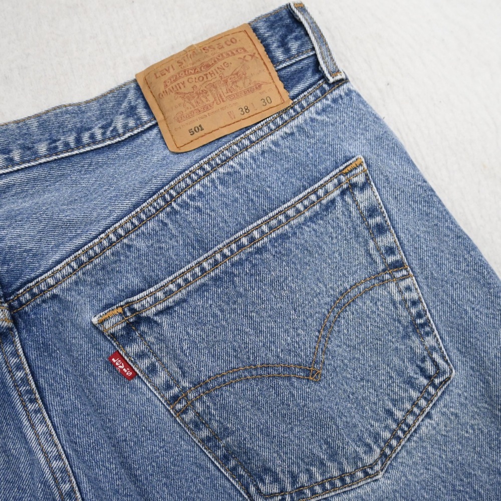 Vintage Levi 501 Button Fly Jeans Mens 36*x30 Regular Blue Denim Straight Leg